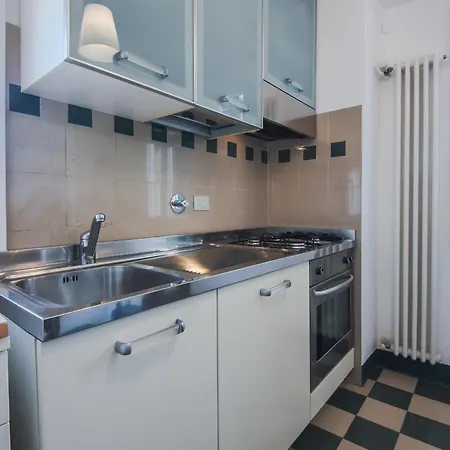 Apartment - Sunny Via Romana *
